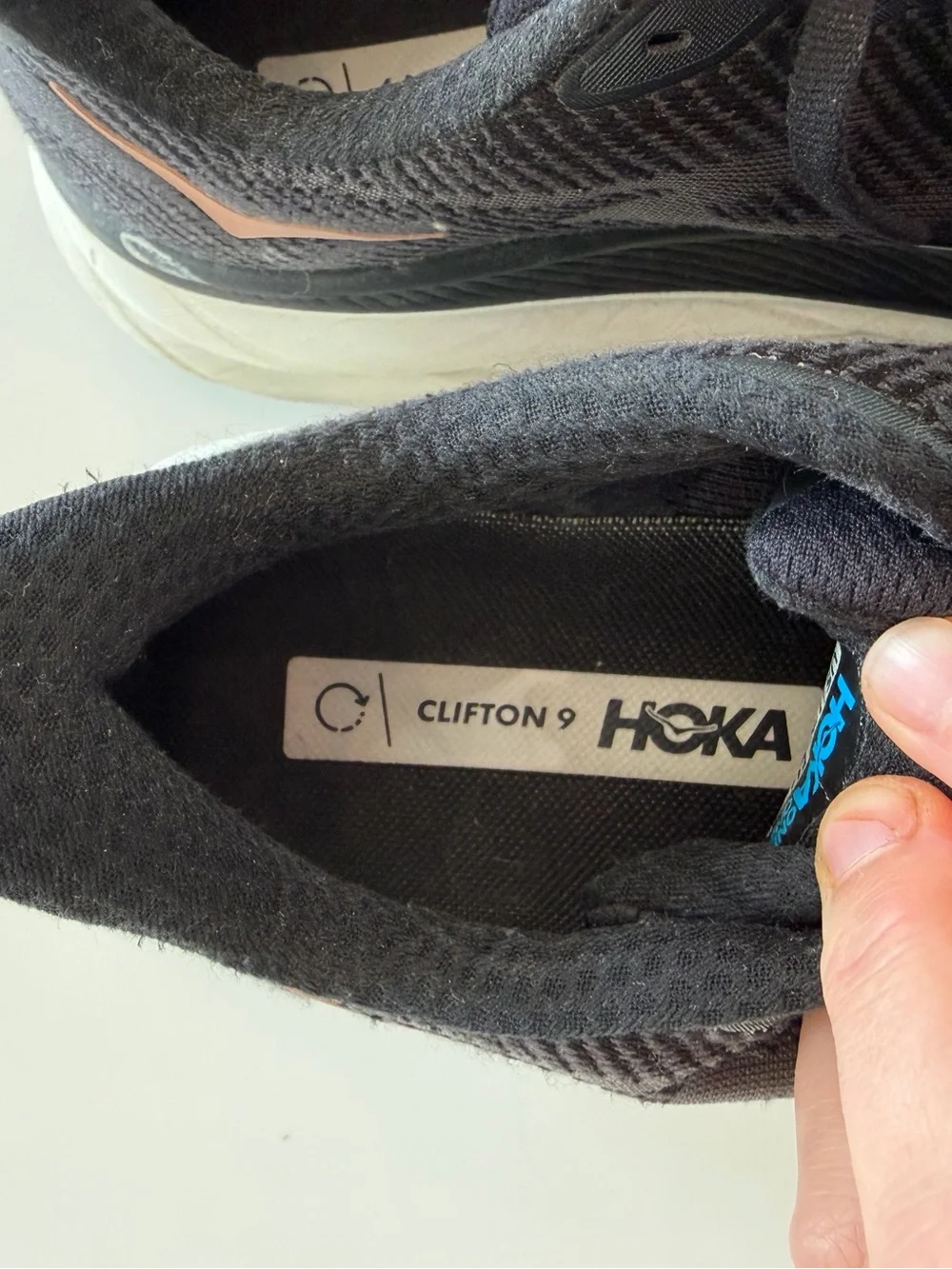 Hoka Clifton 9 Womens Running Shoes Size 8 Black Rose Gold